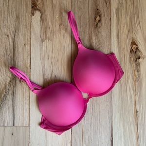 Victoria’s Secret Hot Pink Push-Up Bra Sz 34C